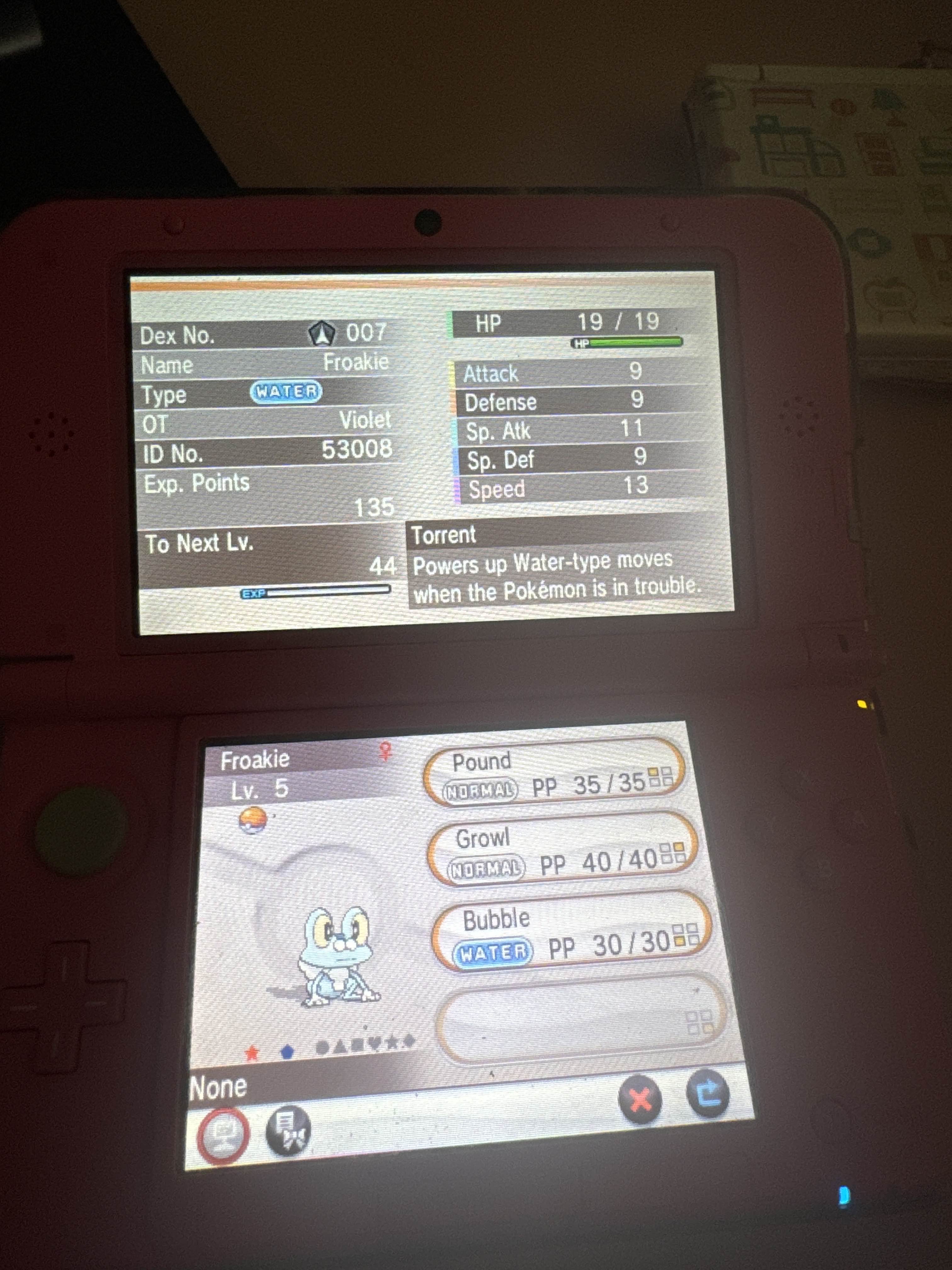Shiny Froakie Xy